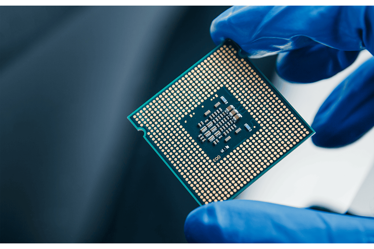 US 30 Index Up Over 1.3% Reigniting Hopes Semiconductor