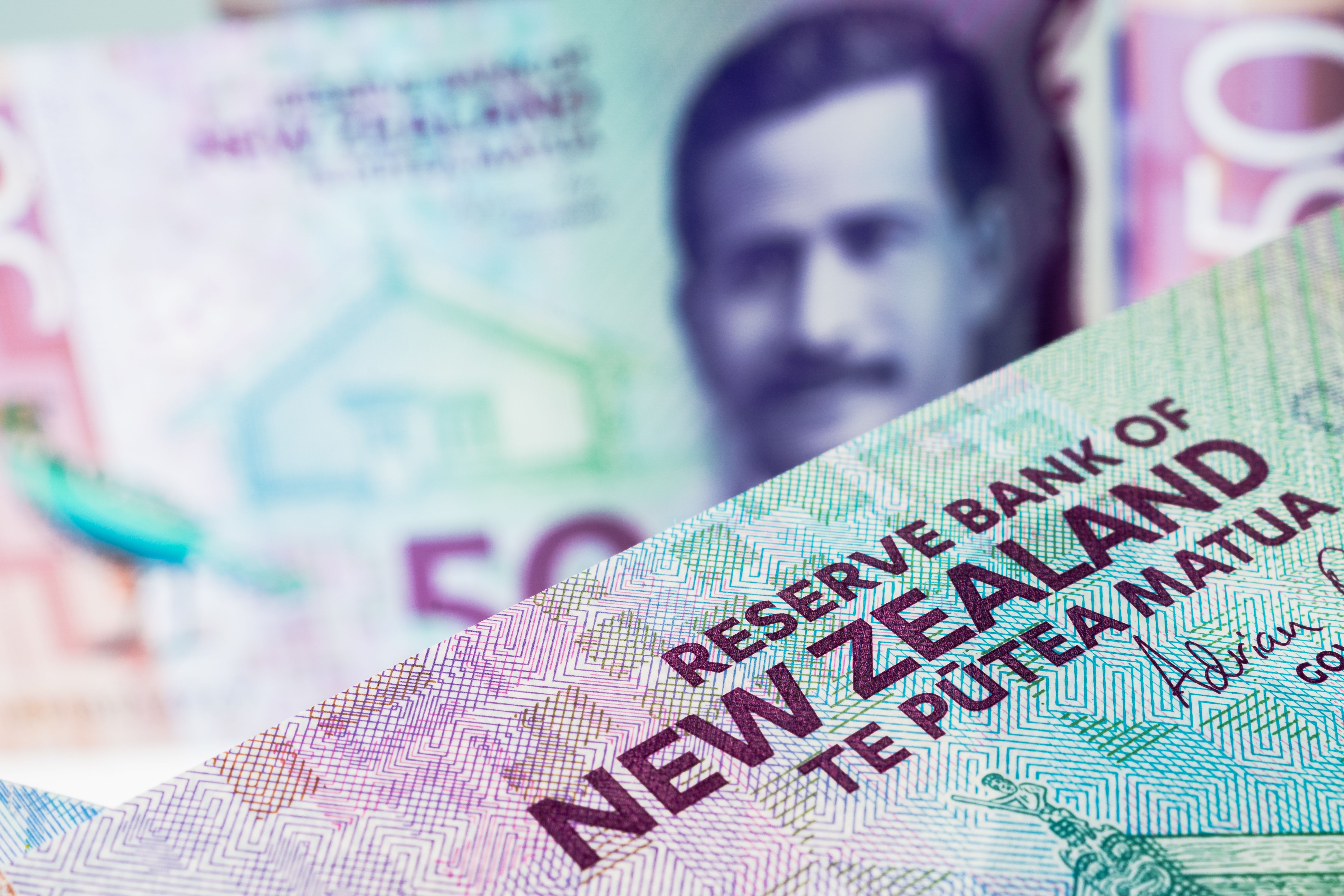 currency-new-zealand-dollar-banknotes-2023-03-03-18-24-22-utc (1).jpg