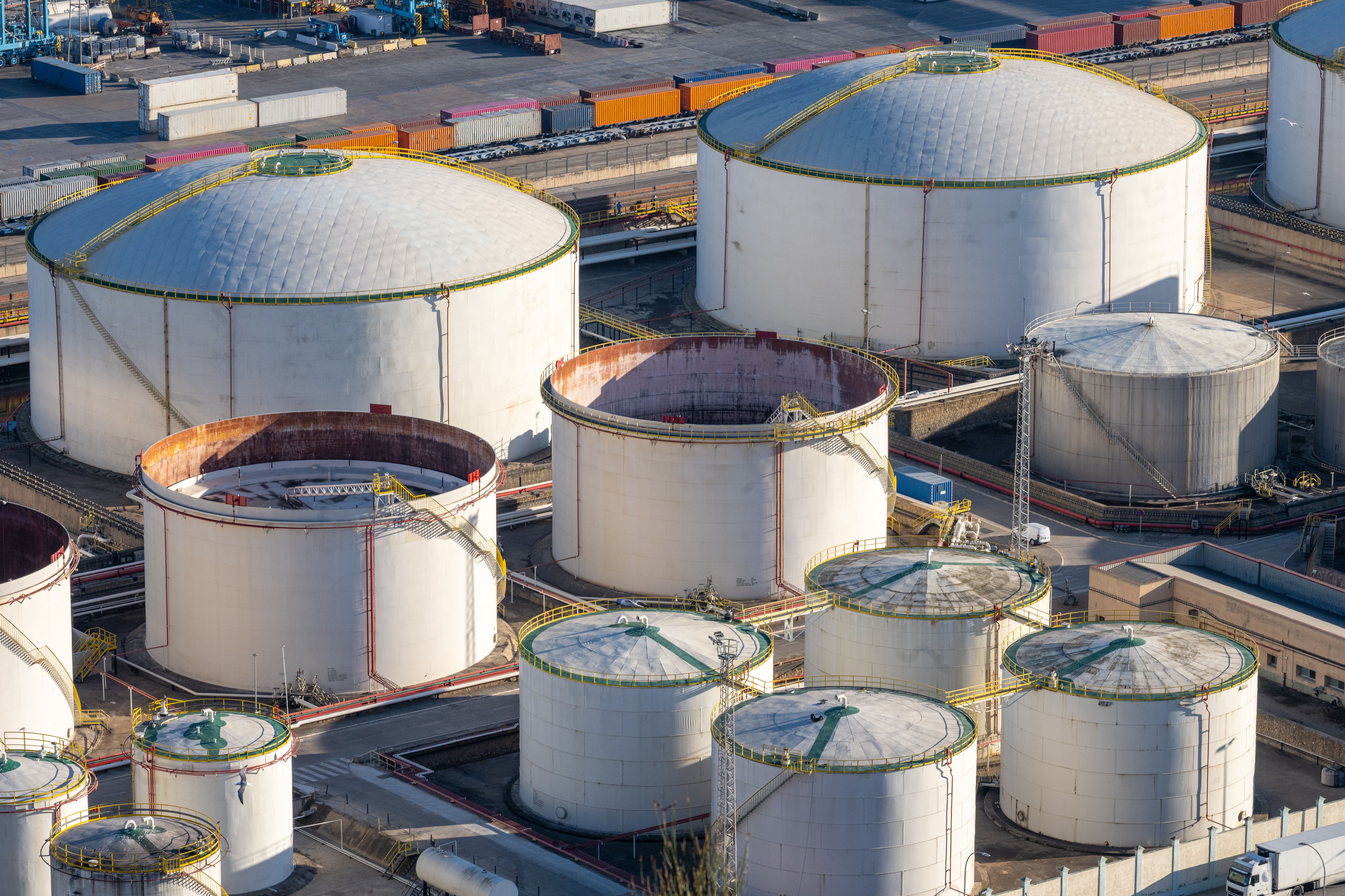 storage-tanks-for-crude-oil-2022-12-17-03-43-38-utc.jpg